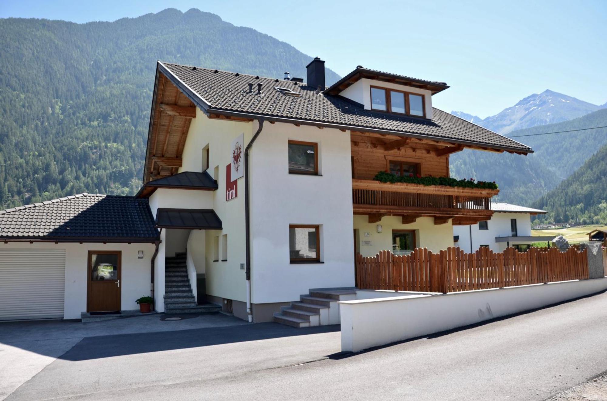 Ferienhaus Tirol Im Oetztal Umhausen Exterior photo