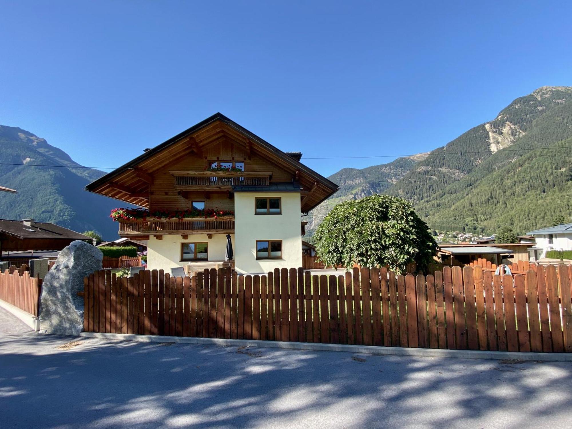 Ferienhaus Tirol Im Oetztal Umhausen Exterior photo